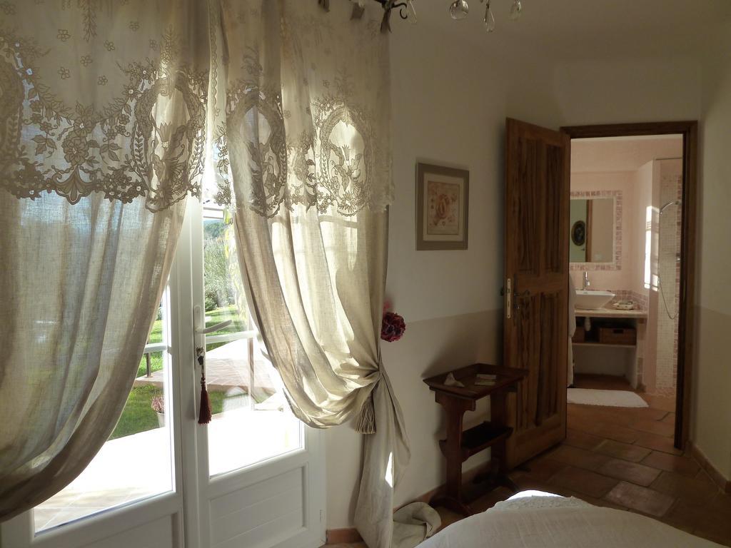 Bed and Breakfast Mas De L'Olivette Cotignac Pokoj fotografie